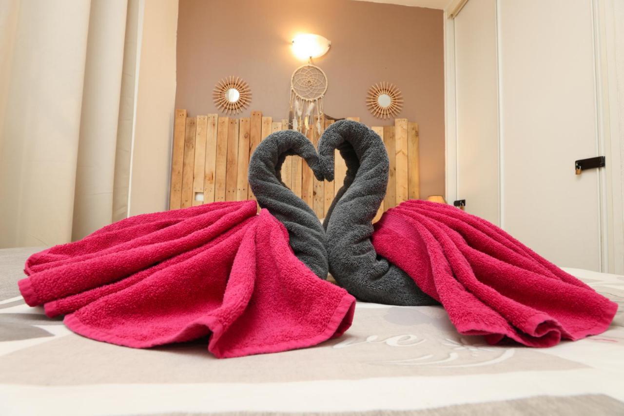 Les Bulles Medievales - Appartement Dedie Au Bien Etre Avec Spa - Netflix Et Wifi - Climatisation Carcassone Kültér fotó